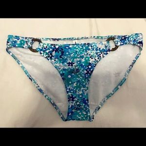 American Eagle M Swim Bottom with Wooden accents